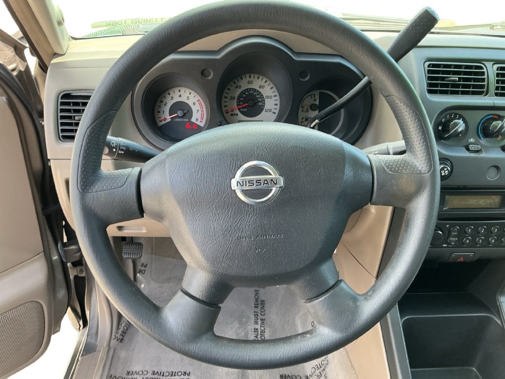 2004 Nissan Frontier XE