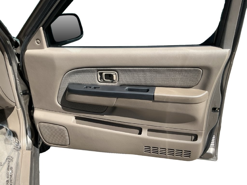 2004 Nissan Frontier XE