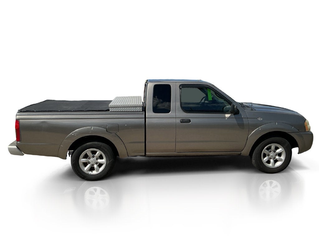 2004 Nissan Frontier XE