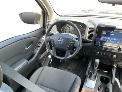 2024 Nissan Frontier SV