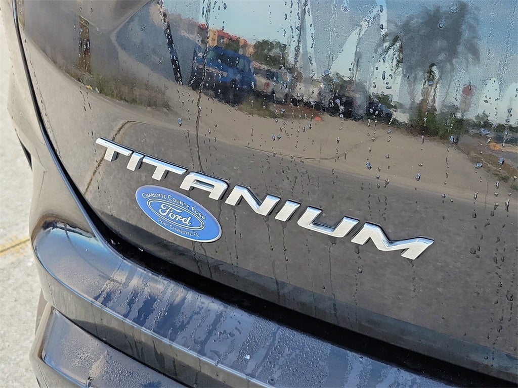 2024 Ford Edge Titanium