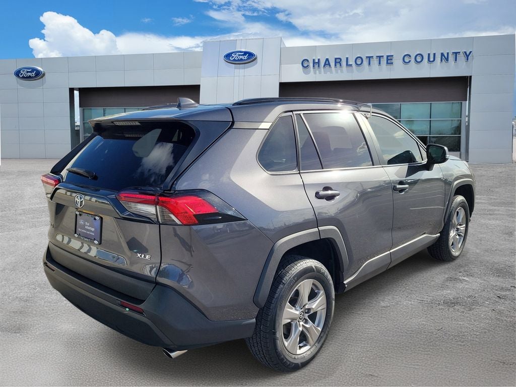 2023 Toyota RAV4 XLE