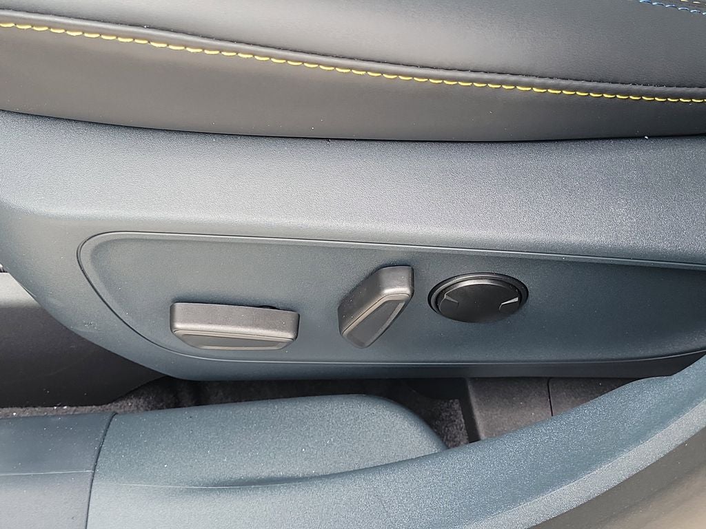 2026 Ford Maverick Lobo High