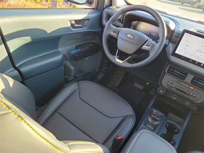 2026 Ford Maverick Lobo Standard