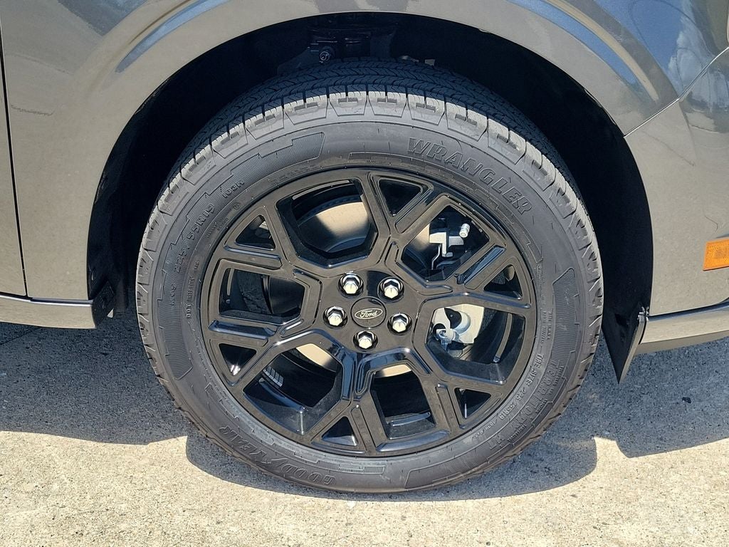 2026 Ford Maverick Lobo Standard