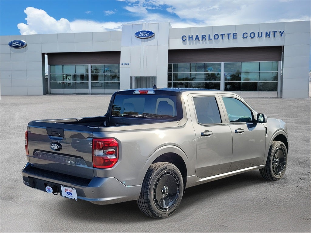 2025 Ford Maverick Lobo Standard