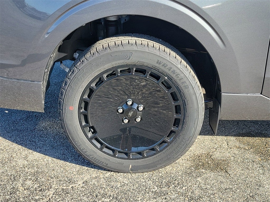 2025 Ford Maverick Lobo Standard