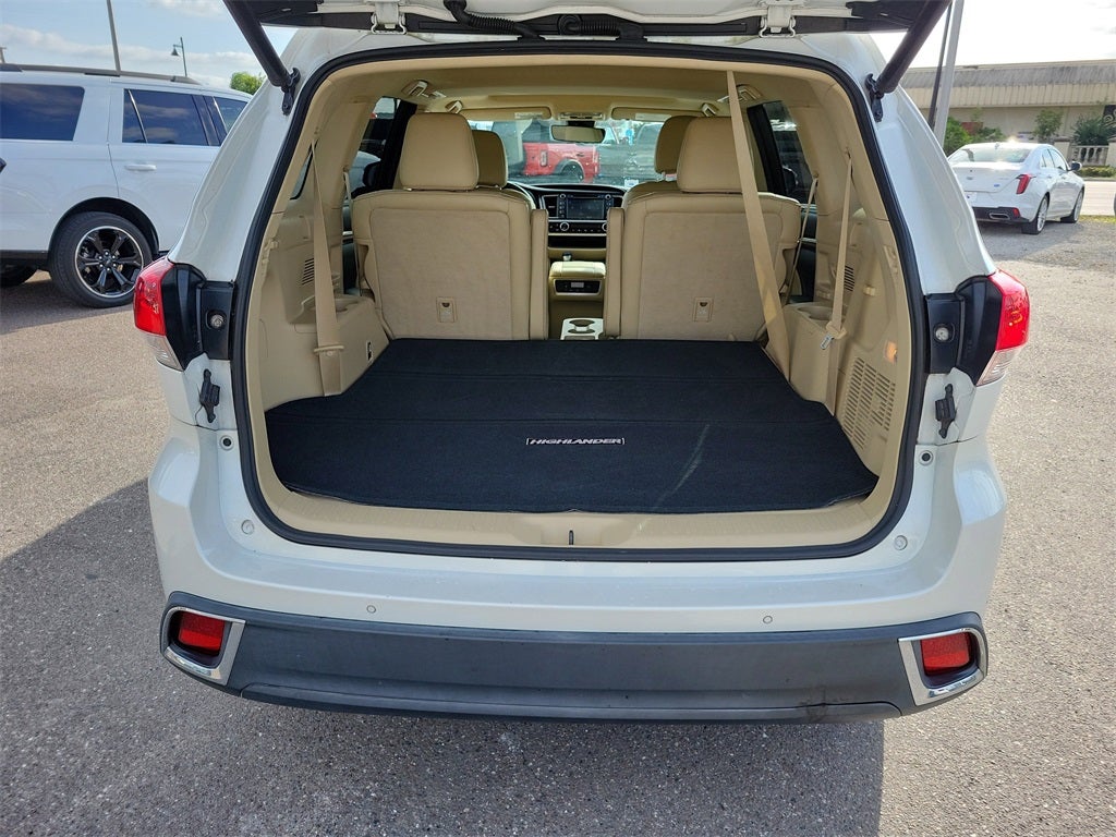 2019 Toyota Highlander Limited Platinum