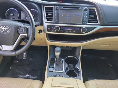 2019 Toyota Highlander Limited Platinum