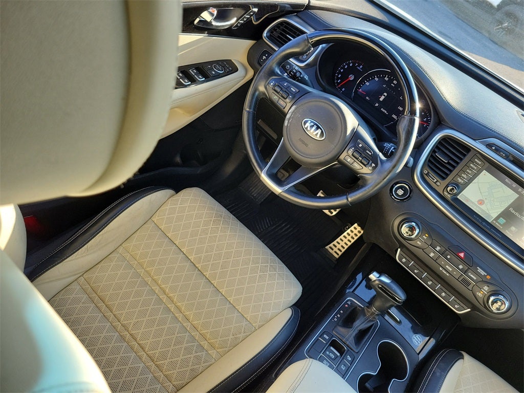 2016 Kia Sorento SX Limited