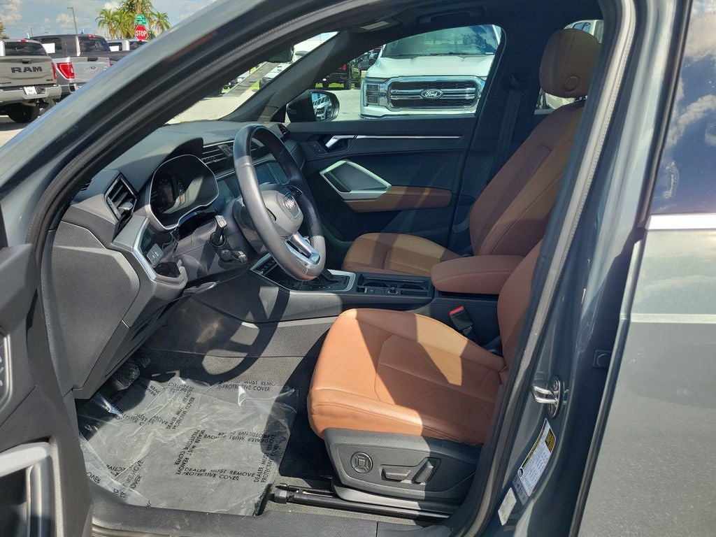 2022 Audi Q3 Premium Plus quattro