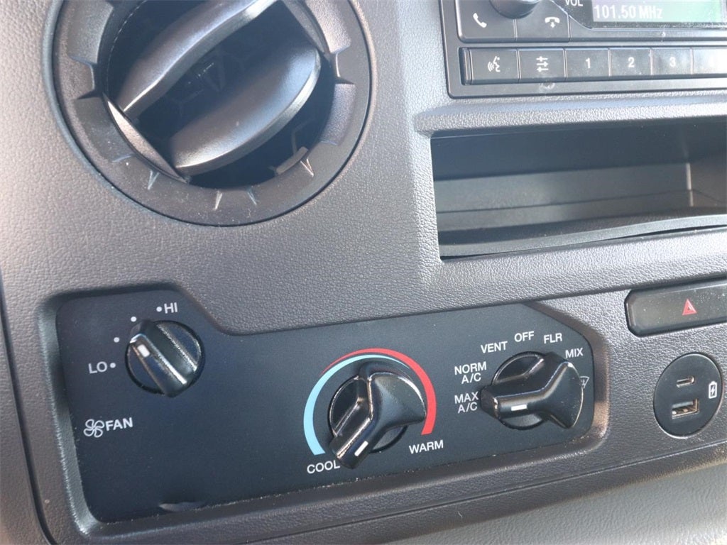 2023 Ford E-450SD Base