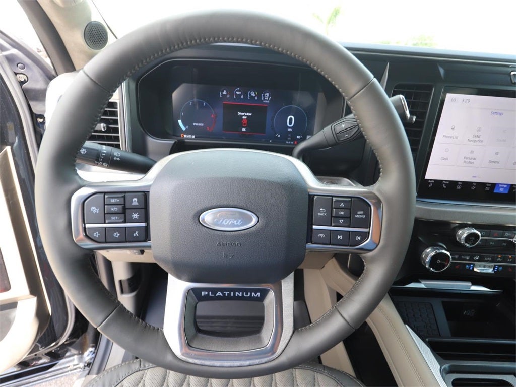 2025 Ford F-350SD Platinum