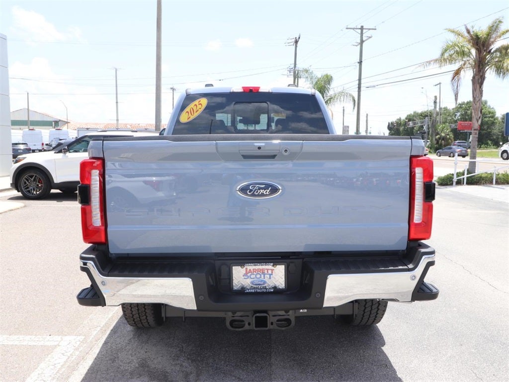 2025 Ford F-350SD Lariat