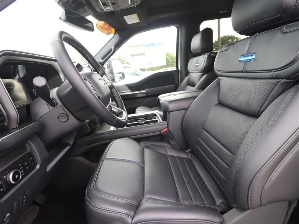 2026 Ford F-350SD Platinum DRW