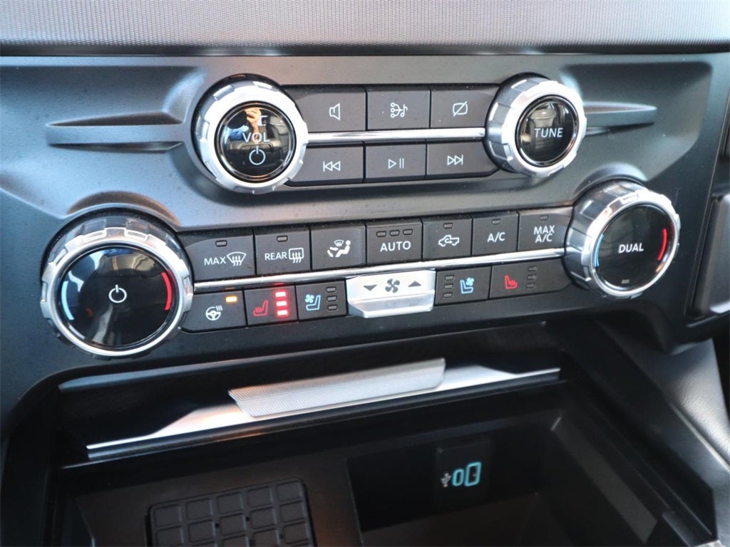 2024 Ford F-450SD Platinum DRW