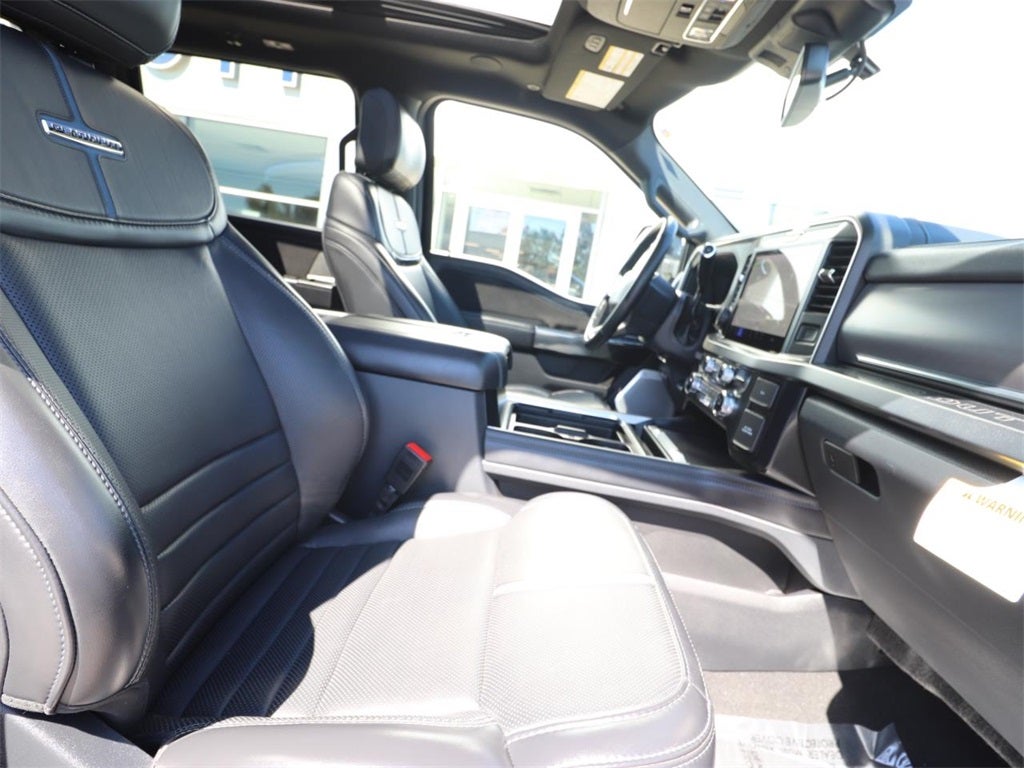 2025 Ford F-450SD Platinum DRW