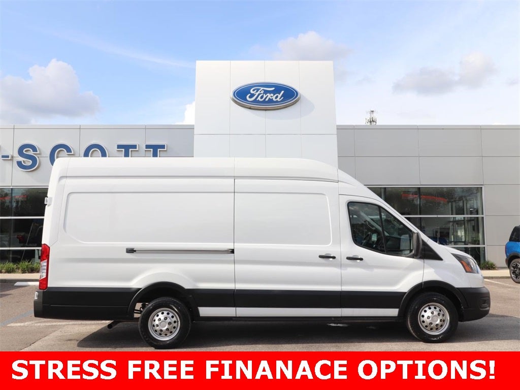 2022 Ford Transit-250 Base