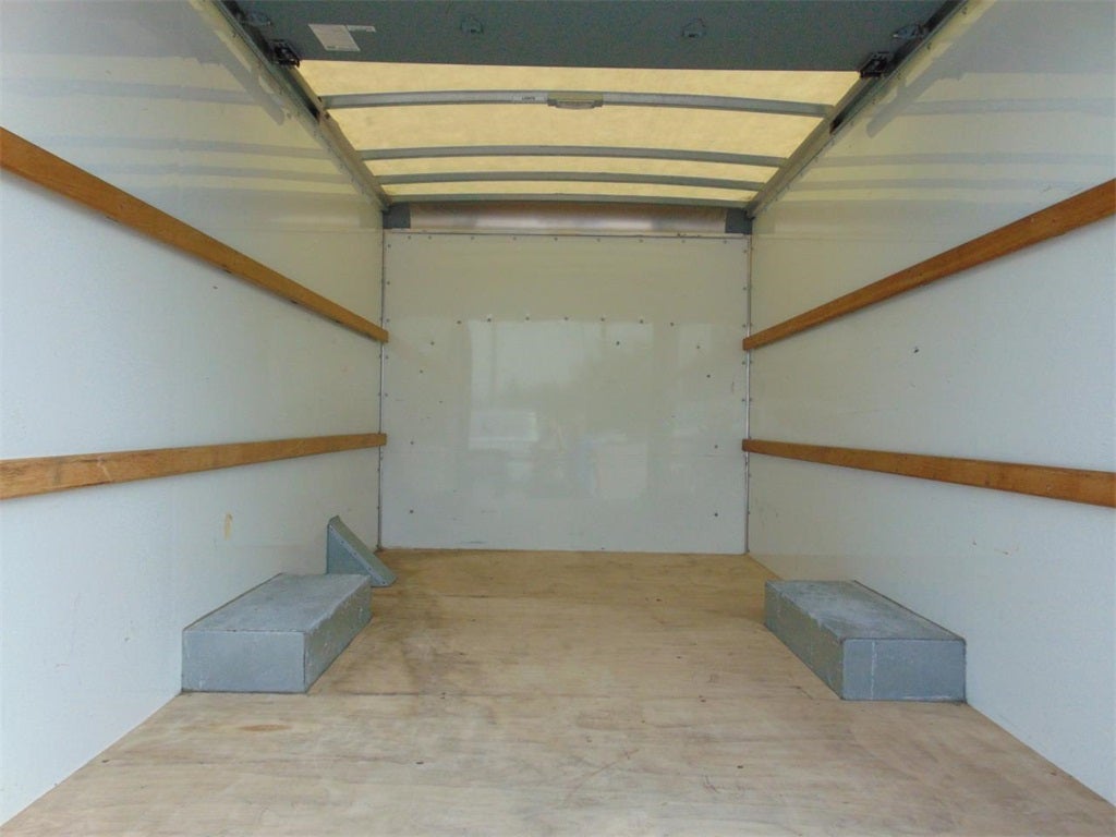 2023 GMC Savana 3500 Work Van