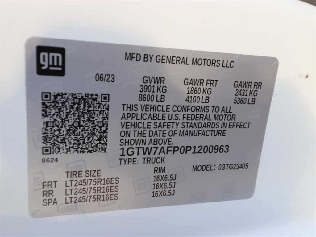 2023 GMC Savana 2500 Work Van