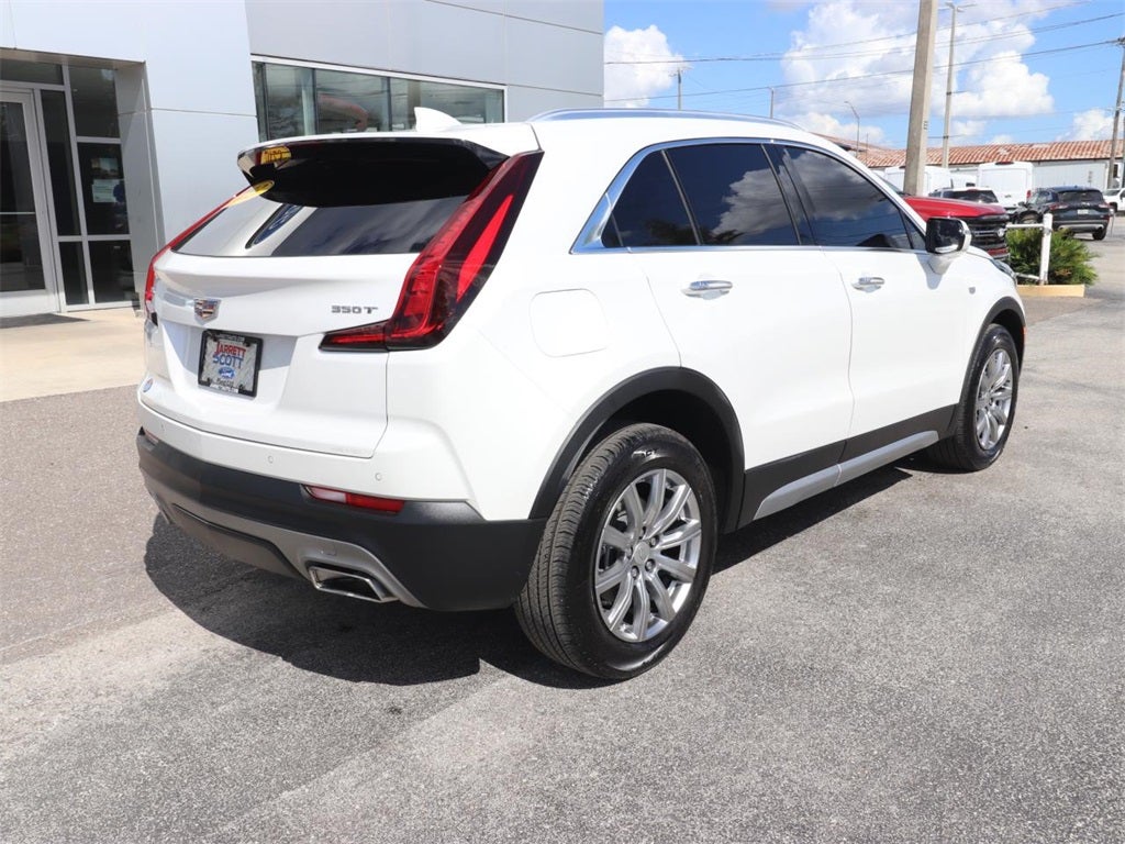 2023 Cadillac XT4 Premium Luxury