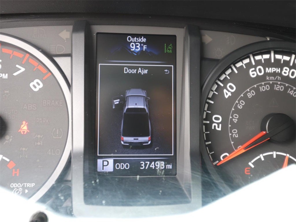 2022 Toyota Tacoma SR