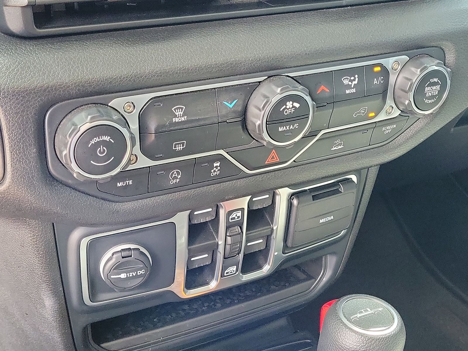 2025 Jeep Gladiator Nighthawk