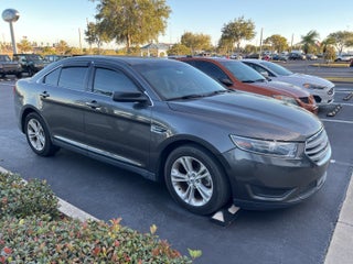2017 Ford Taurus SE