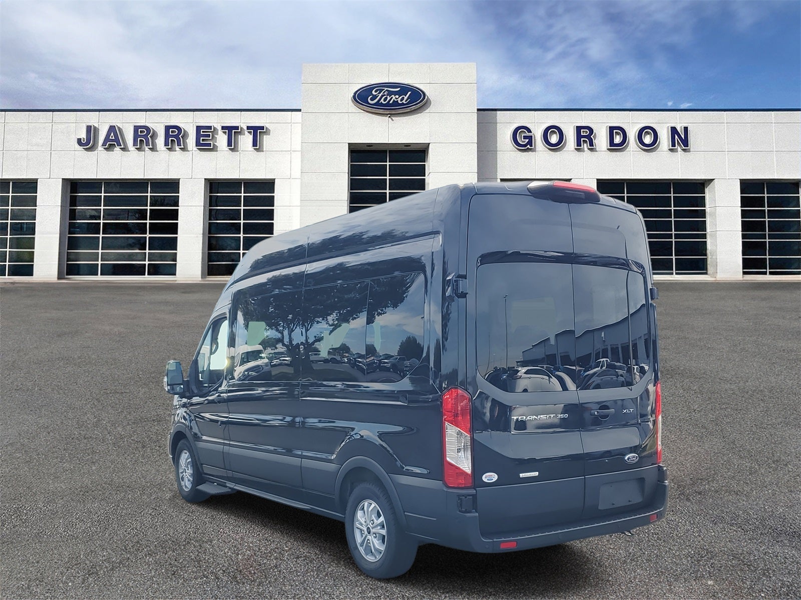 2025 Ford Transit-350 XLT