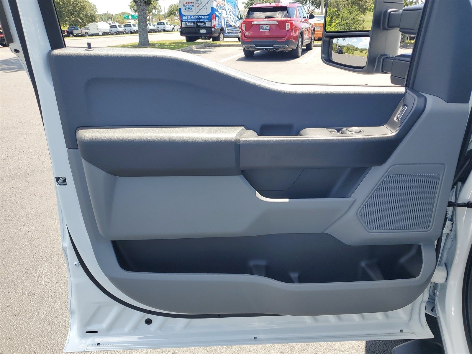 2025 Ford F-350SD XL DRW