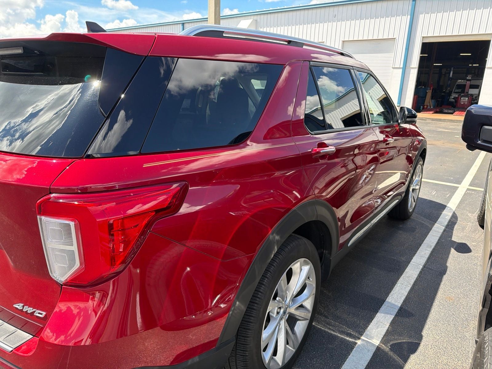 2023 Ford Explorer Platinum
