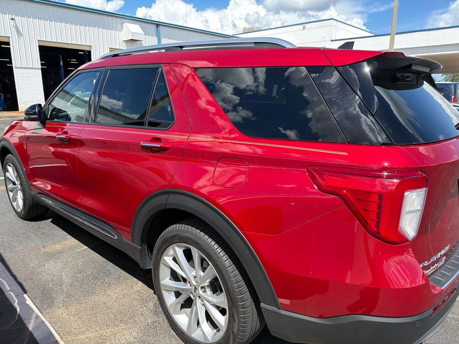 2023 Ford Explorer Platinum