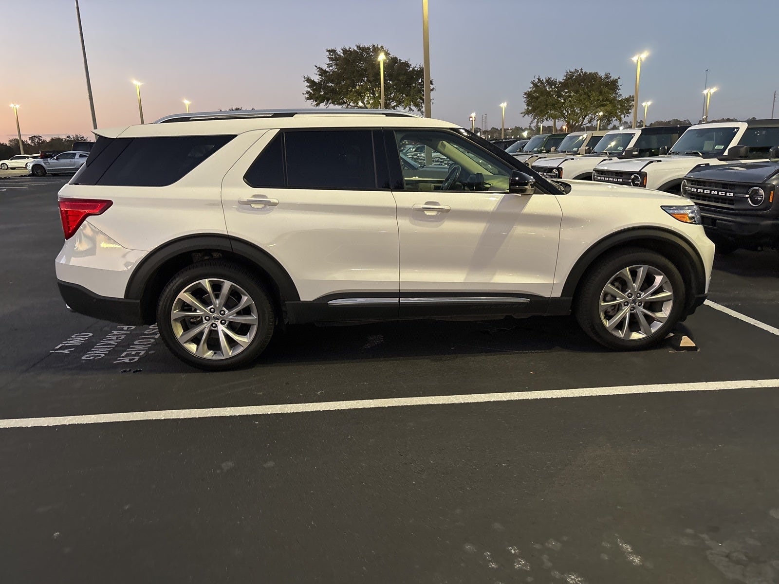 2022 Ford Explorer Platinum