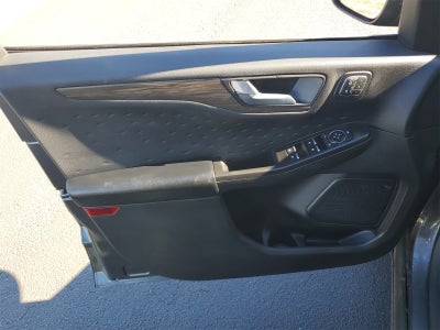 2020 Ford Escape Titanium Hybrid