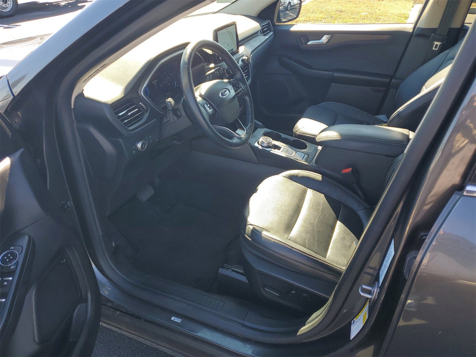 2020 Ford Escape Titanium Hybrid