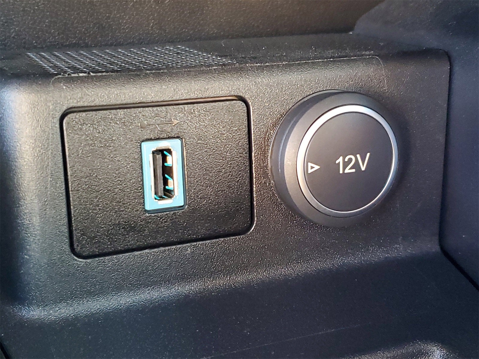 2020 Ford Escape Titanium Hybrid