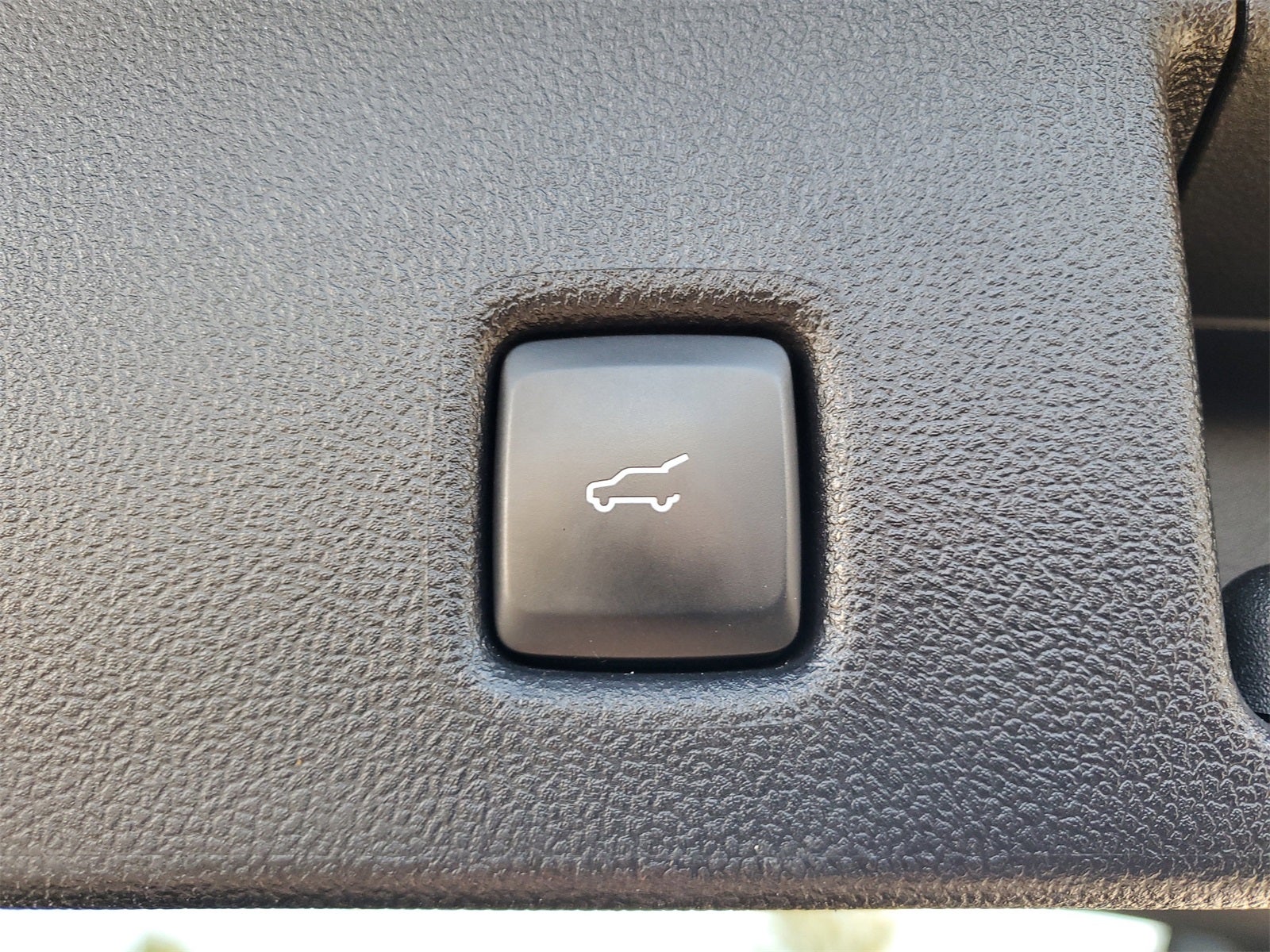 2020 Ford Escape Titanium Hybrid