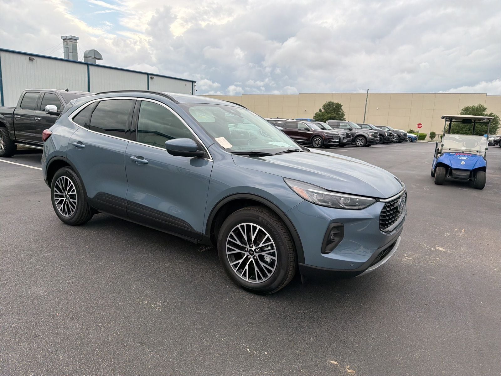 2025 Ford Escape Plug-In Hybrid Base