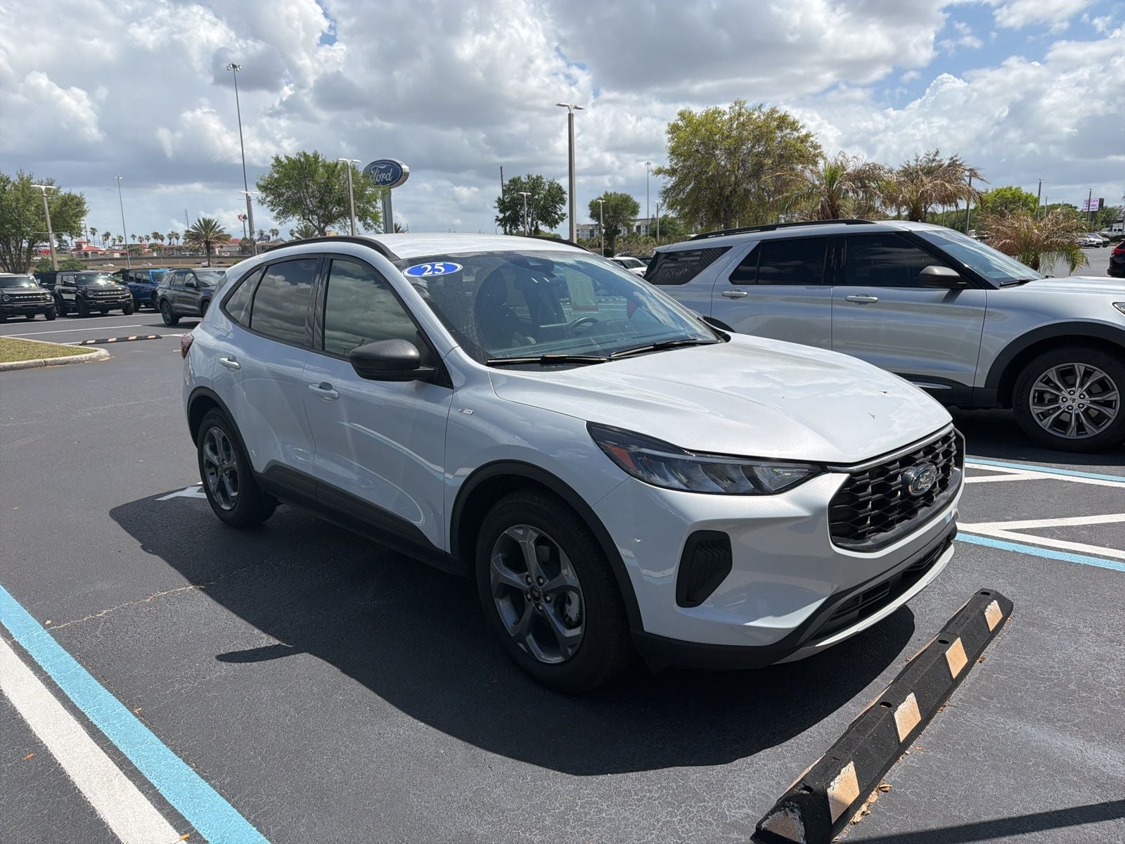 2025 Ford Escape ST-Line