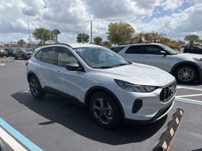 2025 Ford Escape ST-Line