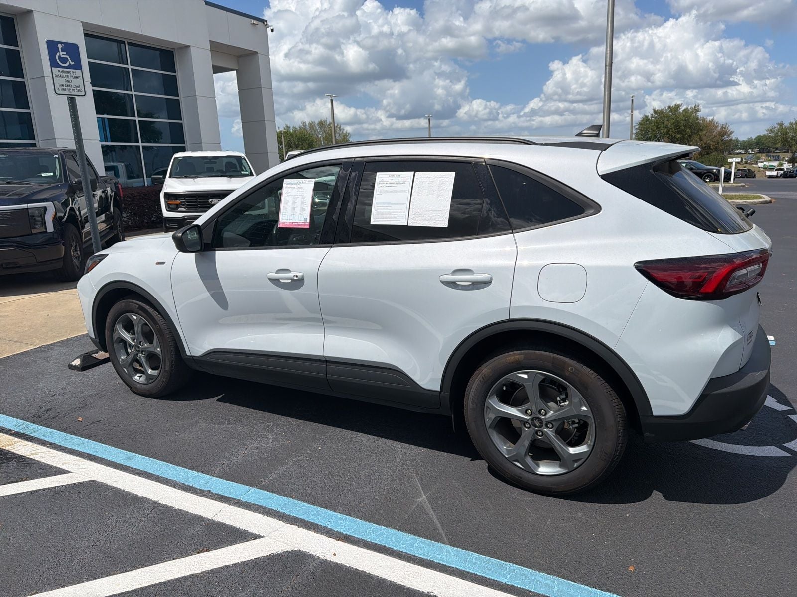 2025 Ford Escape ST-Line