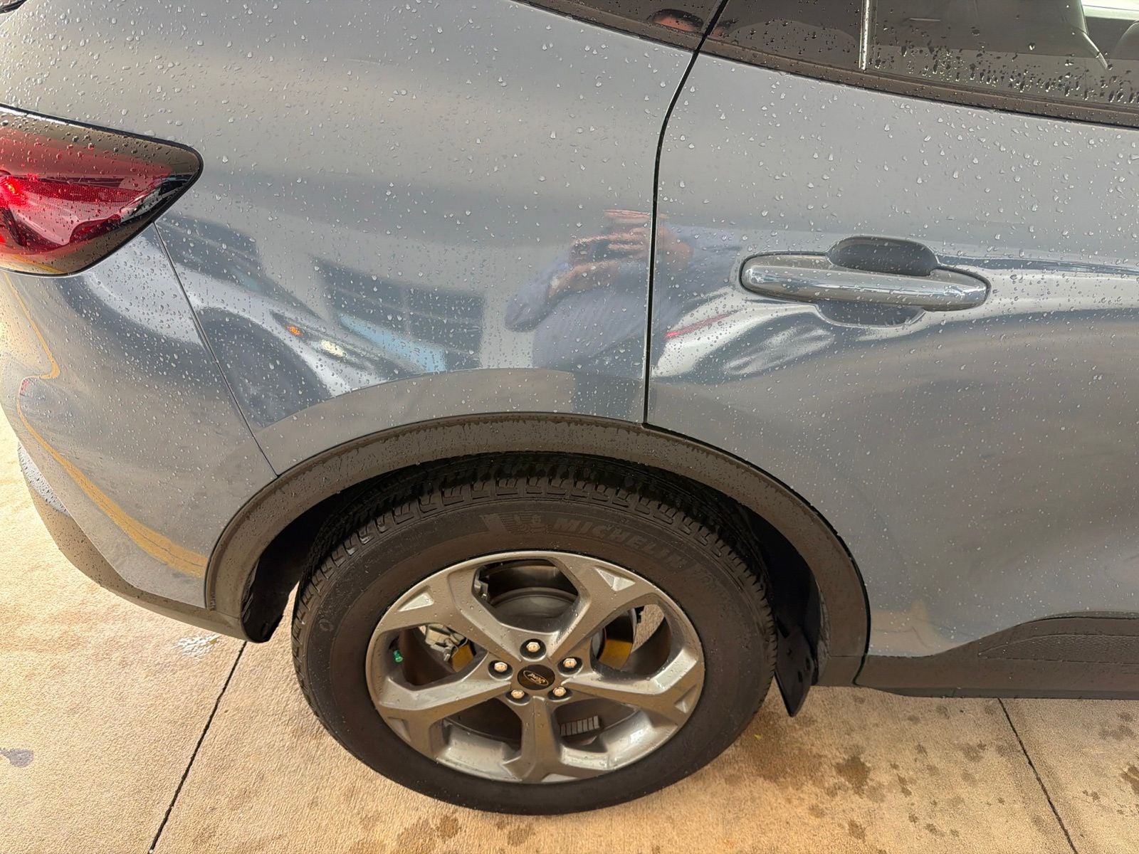 2025 Ford Escape Hybrid ST-Line