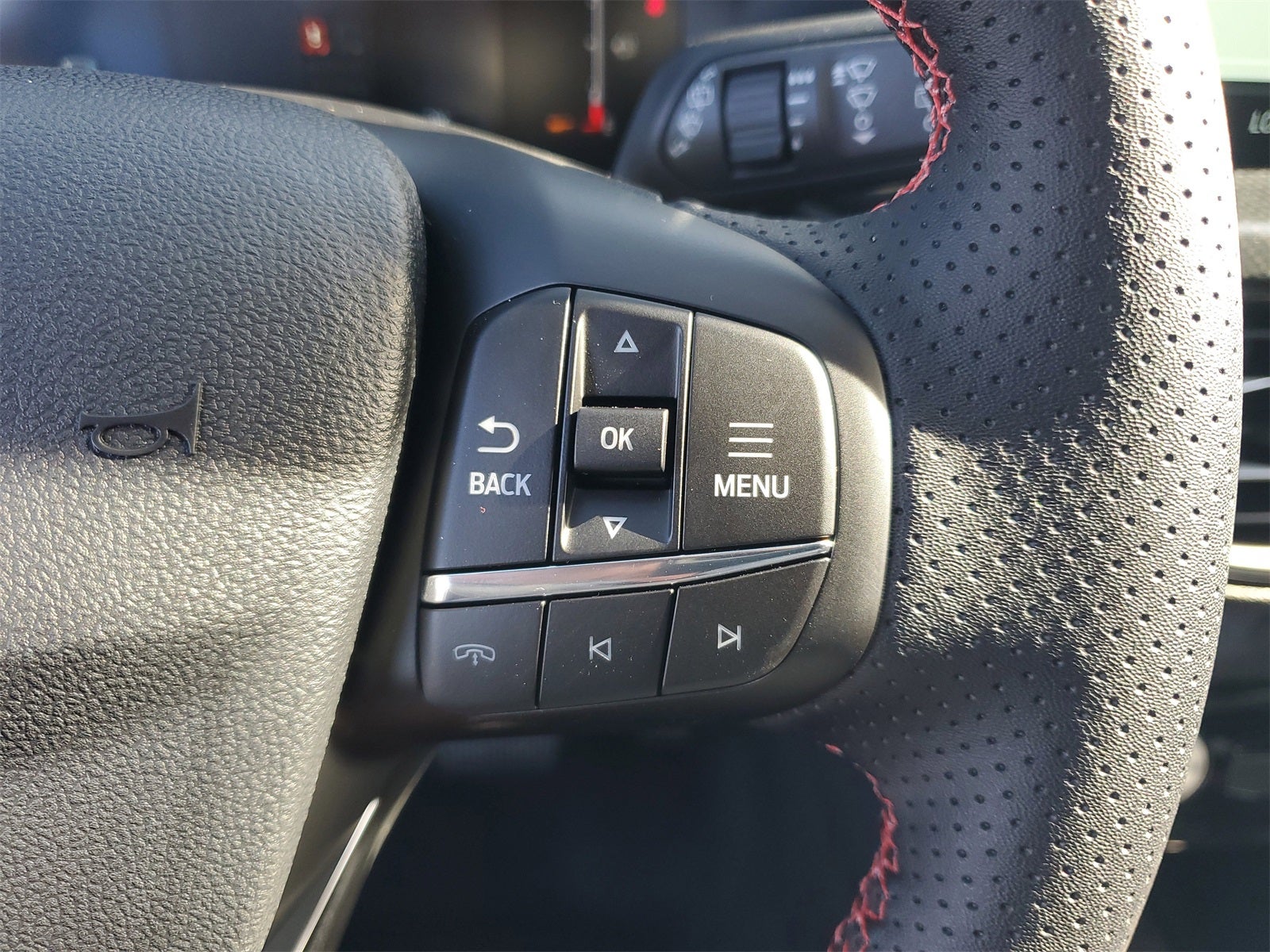 2026 Ford Escape Hybrid ST-Line Select