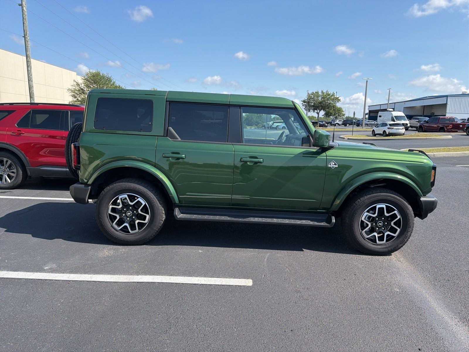 2025 Ford Bronco Outer Banks