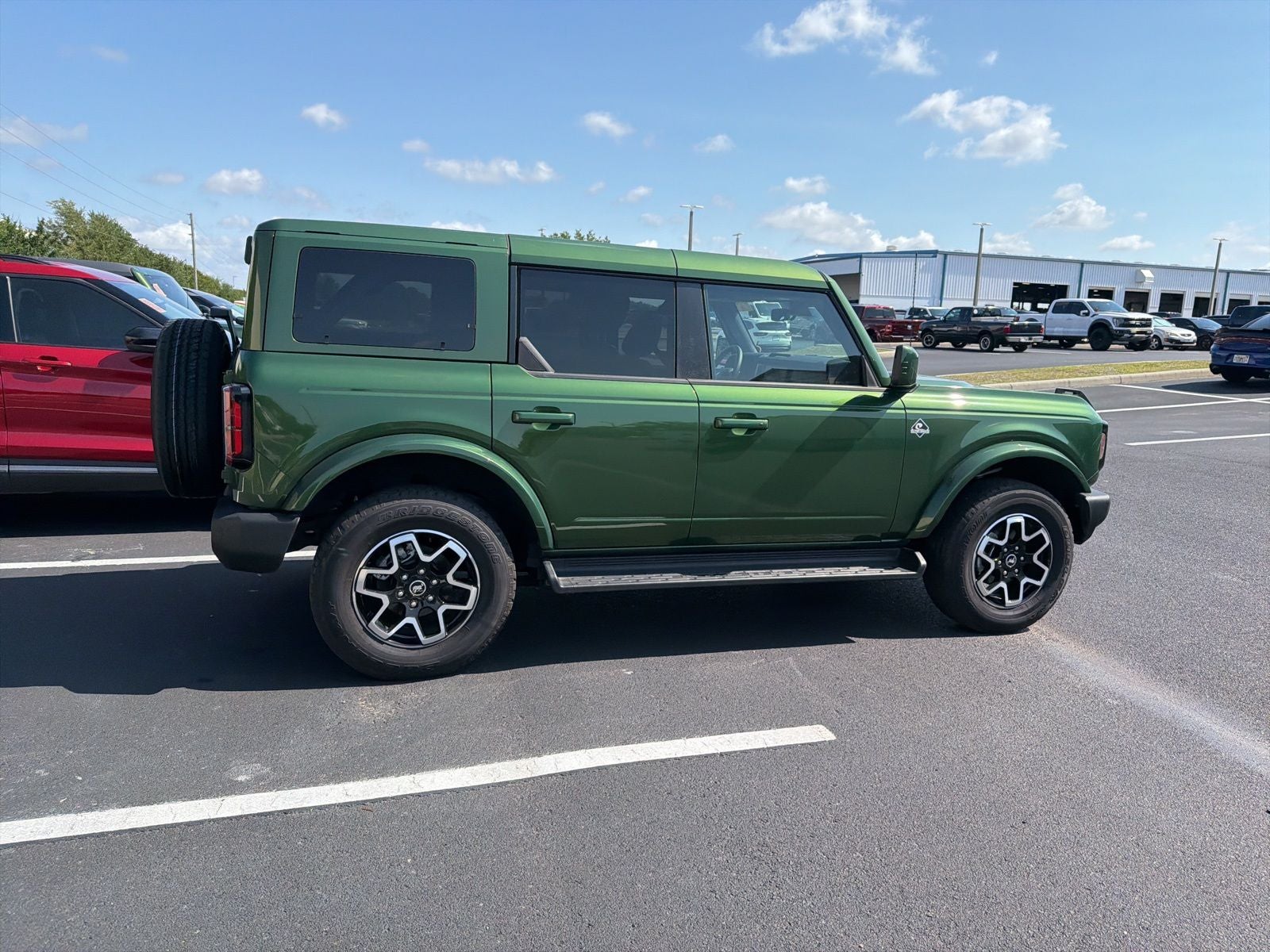 2025 Ford Bronco Outer Banks