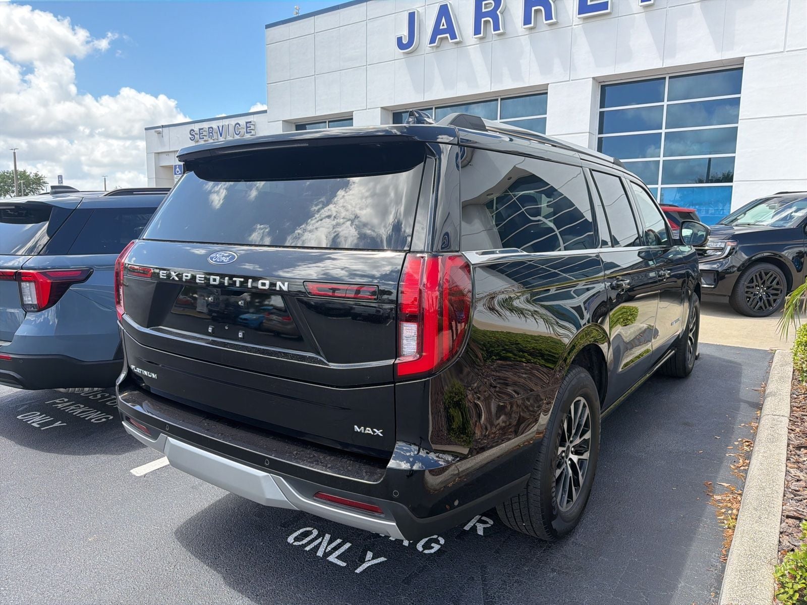 2025 Ford Expedition Max Platinum
