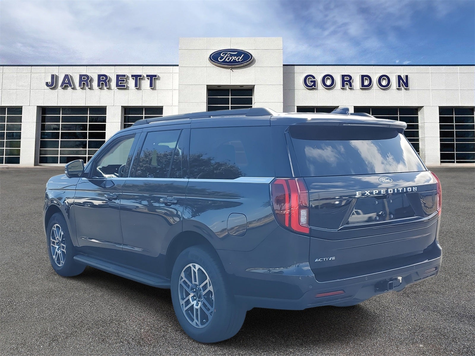 2026 Ford Expedition Active