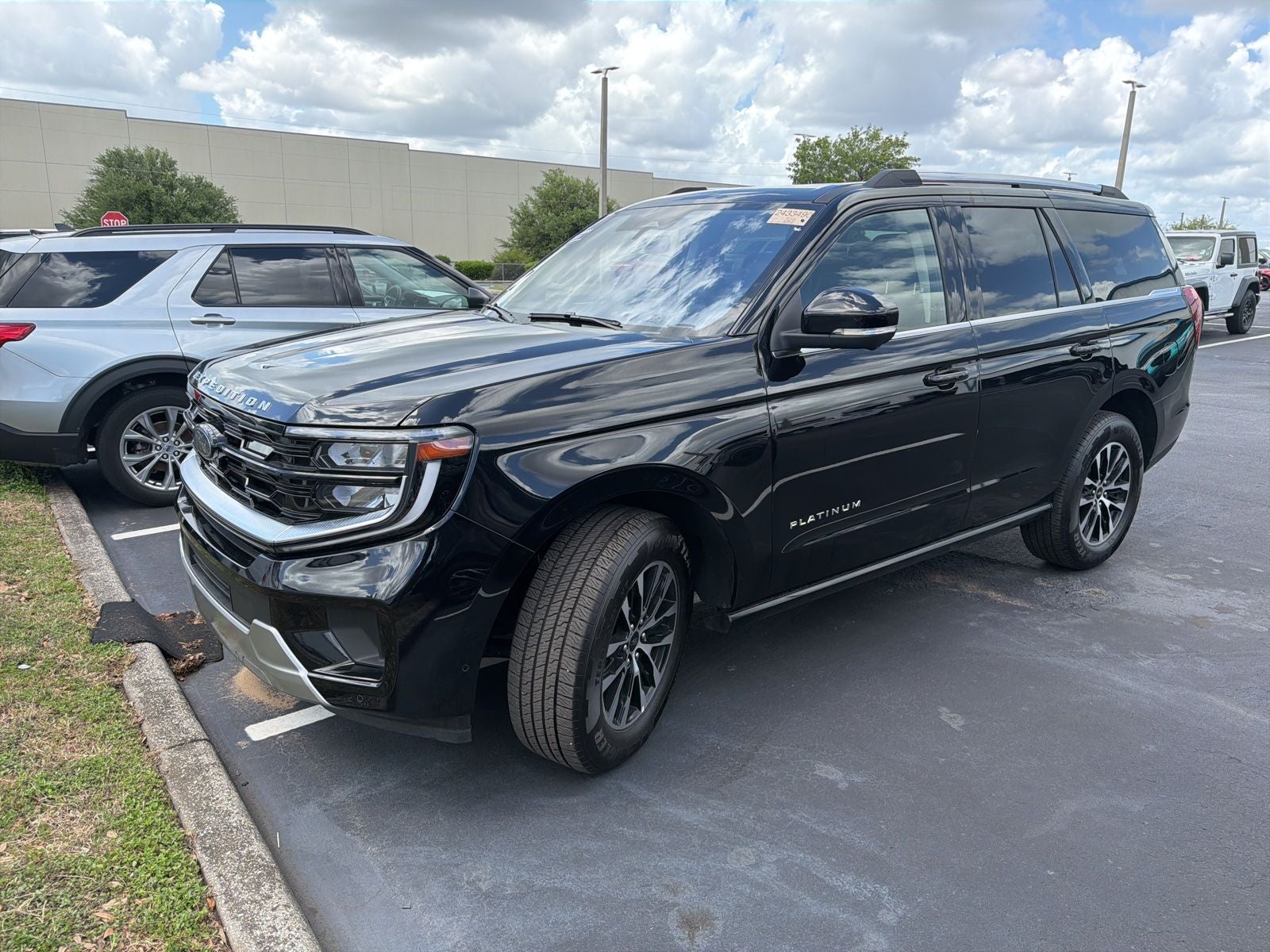 2025 Ford Expedition Platinum