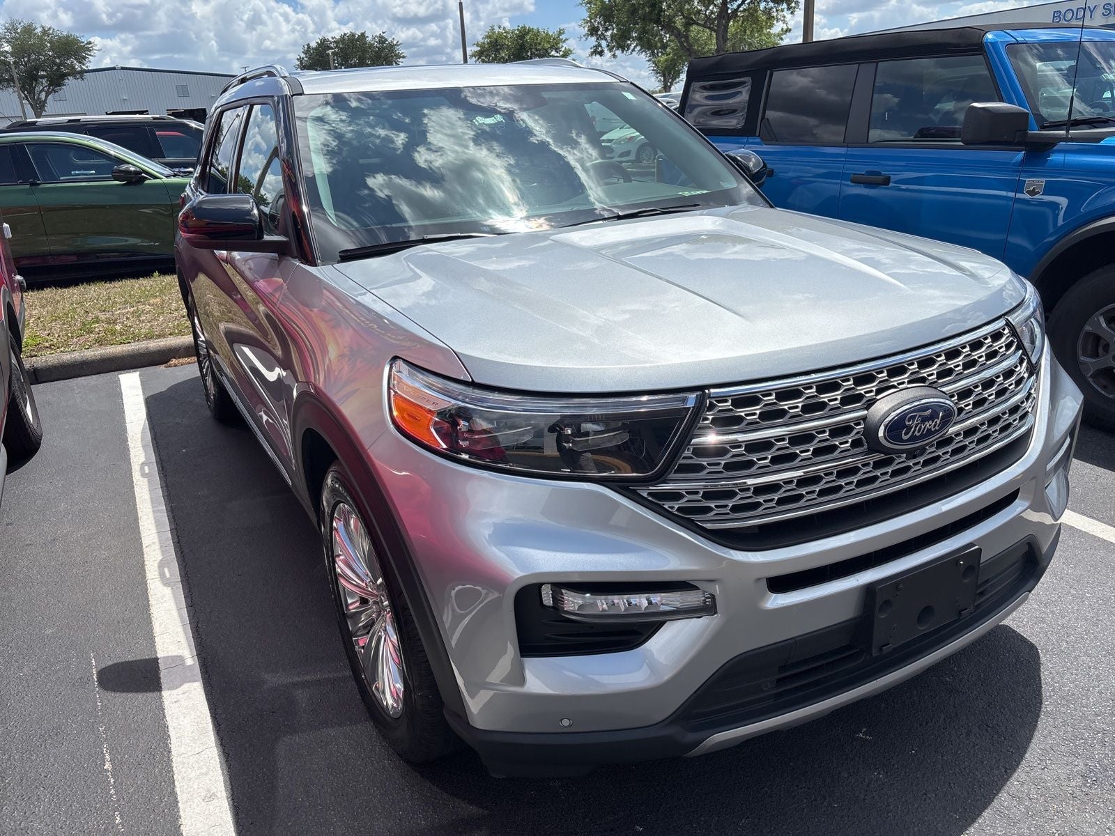 2023 Ford Explorer Limited