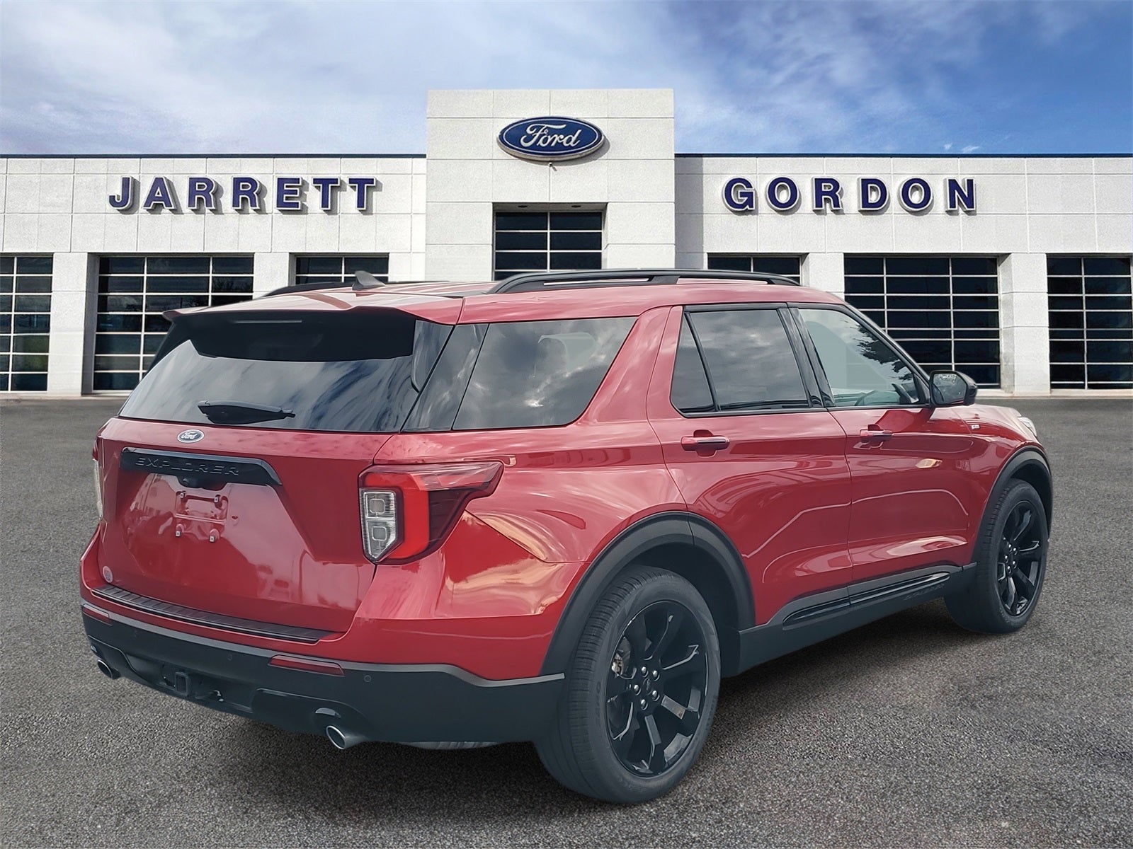 2023 Ford Explorer ST-Line